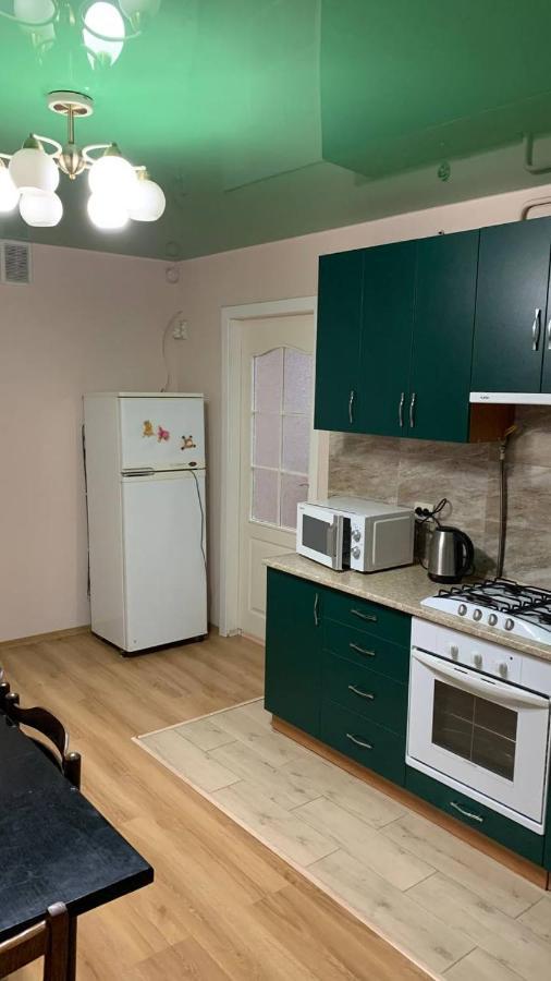 центр міста біля жд вокзалу перемоги Apartment *